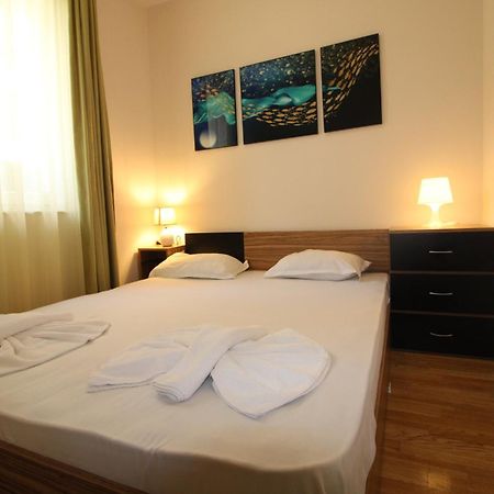 Menada Romance Marine Apartments Sunny Beach Værelse billede