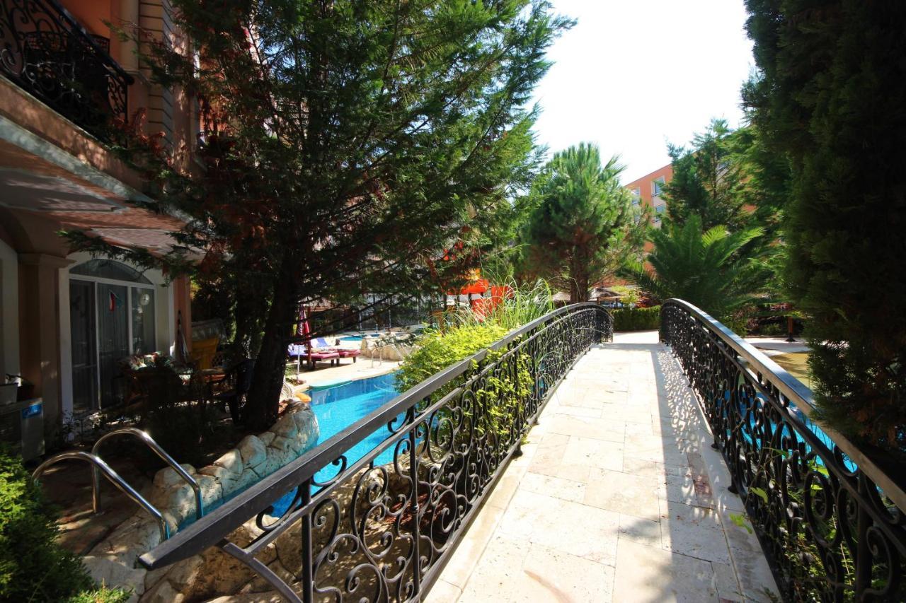 Menada Romance Marine Apartments Sunny Beach Eksteriør billede