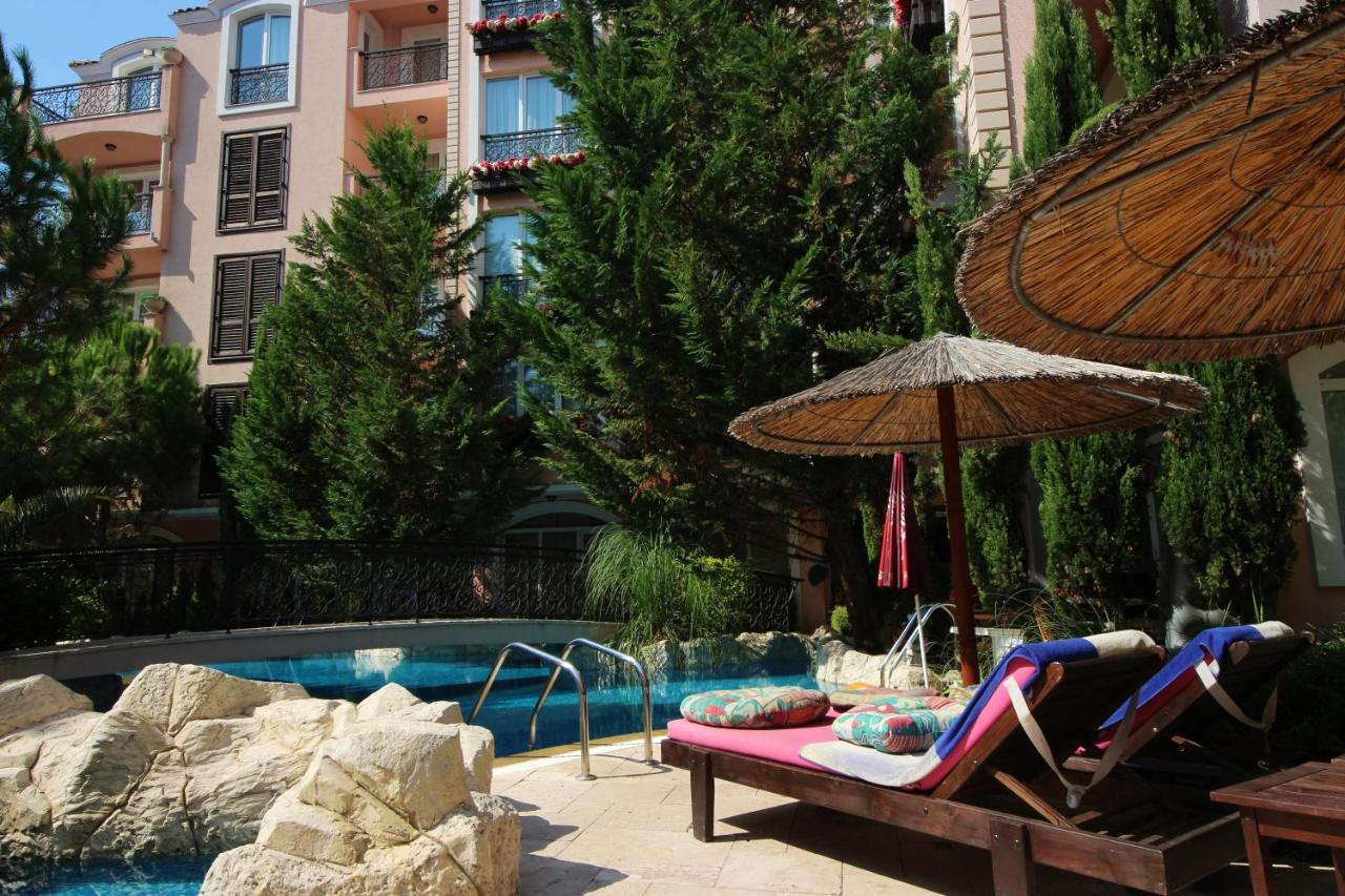 Menada Romance Marine Apartments Sunny Beach Eksteriør billede