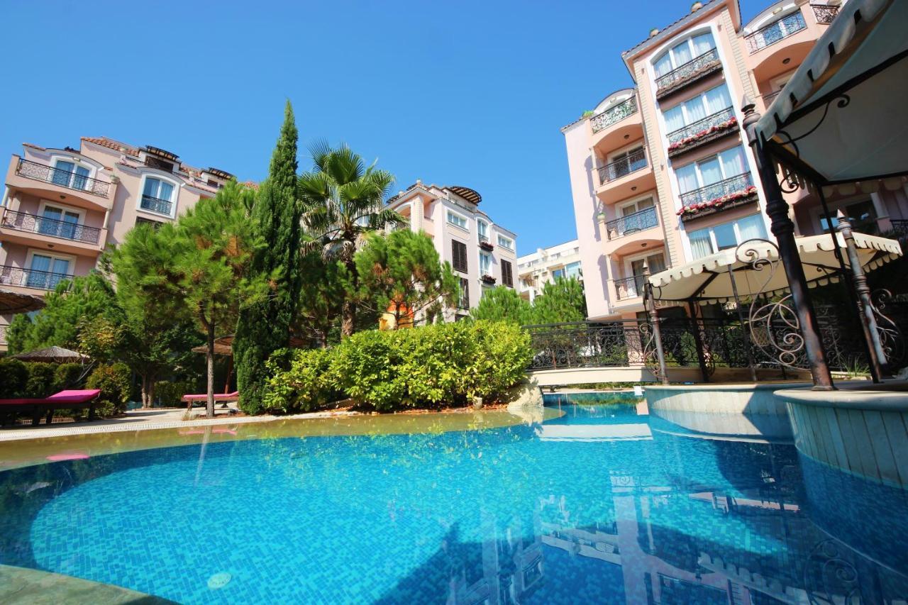 Menada Romance Marine Apartments Sunny Beach Eksteriør billede