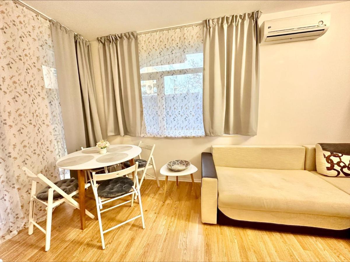 Menada Romance Marine Apartments Sunny Beach Eksteriør billede