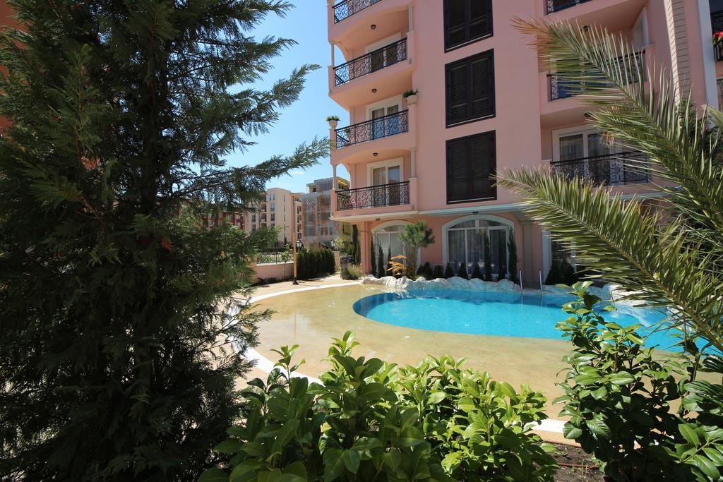 Menada Romance Marine Apartments Sunny Beach Eksteriør billede