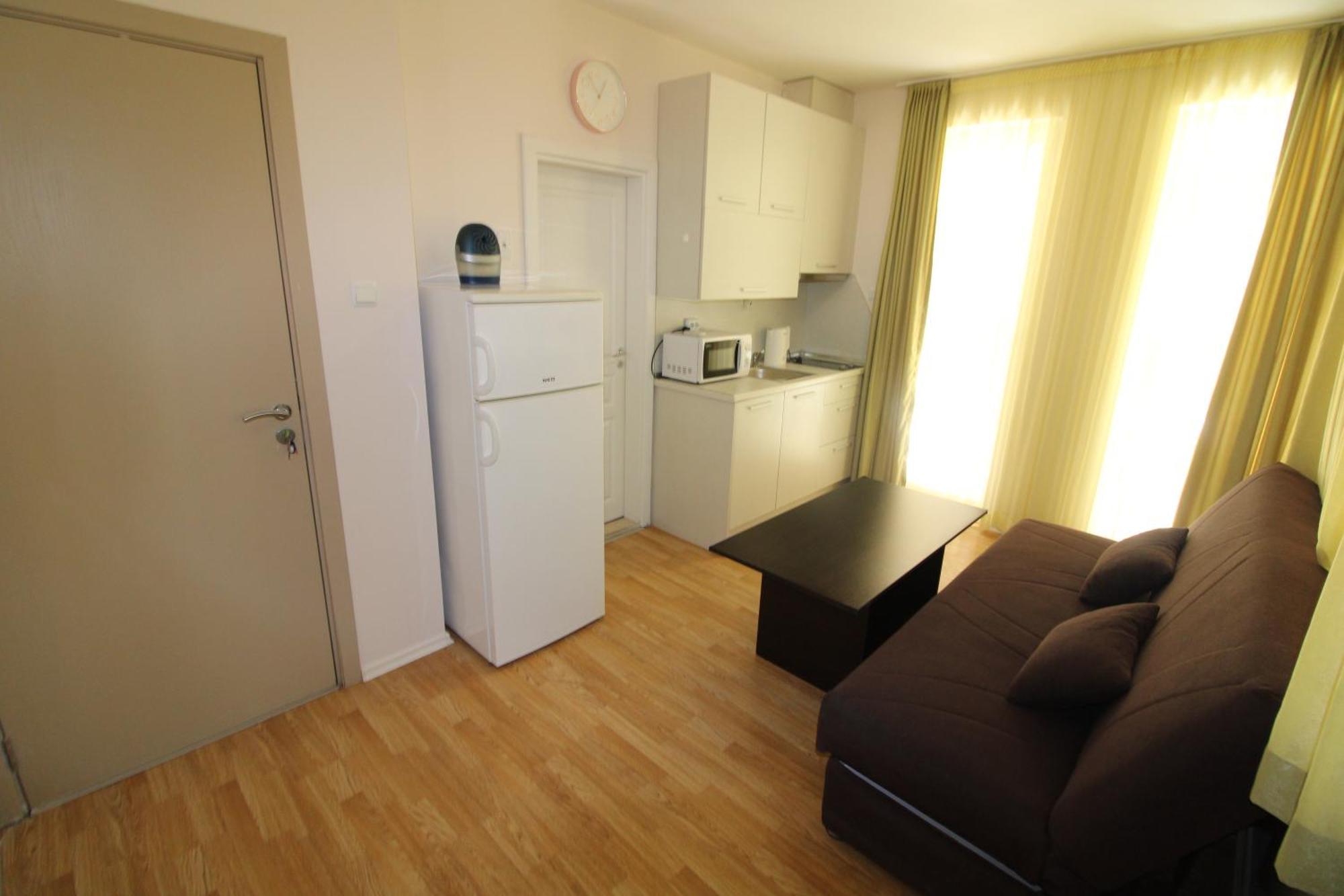 Menada Romance Marine Apartments Sunny Beach Værelse billede