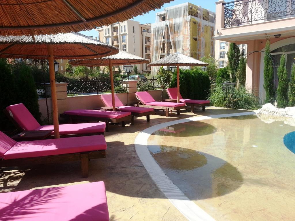 Menada Romance Marine Apartments Sunny Beach Eksteriør billede