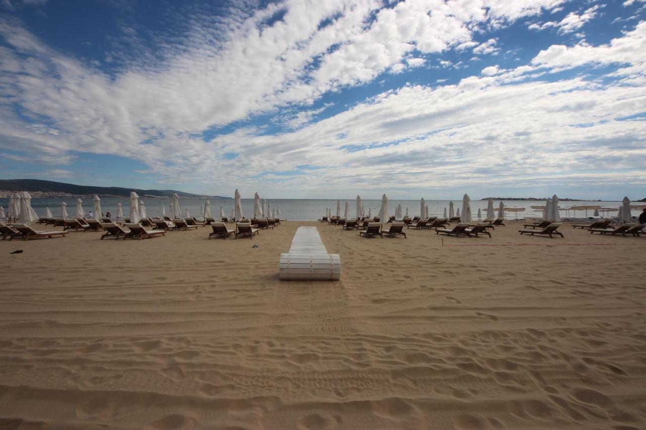 Menada Romance Marine Apartments Sunny Beach Eksteriør billede