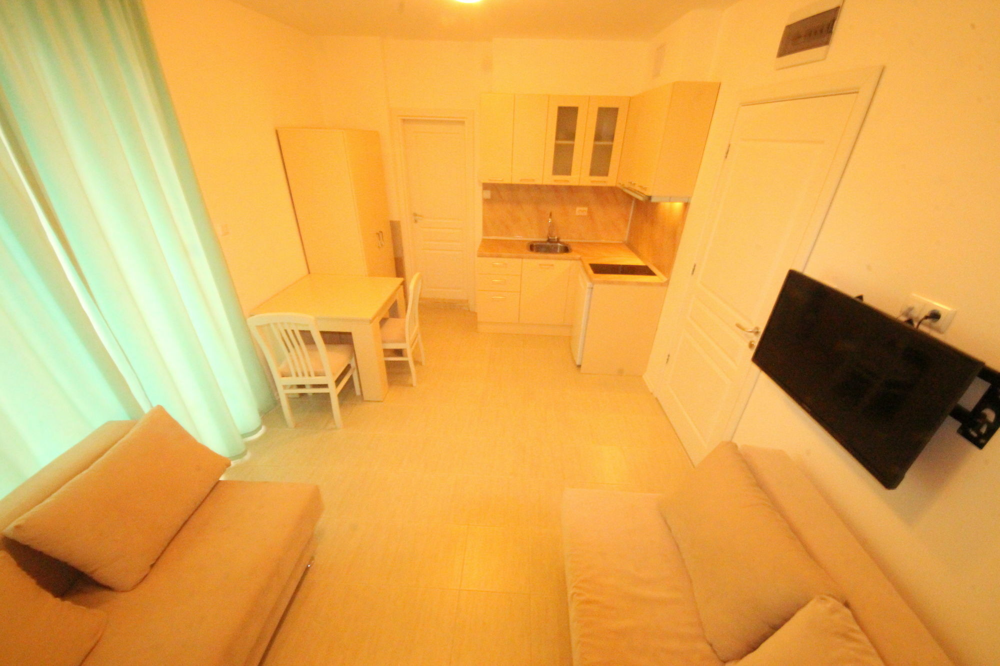 Menada Romance Marine Apartments Sunny Beach Eksteriør billede